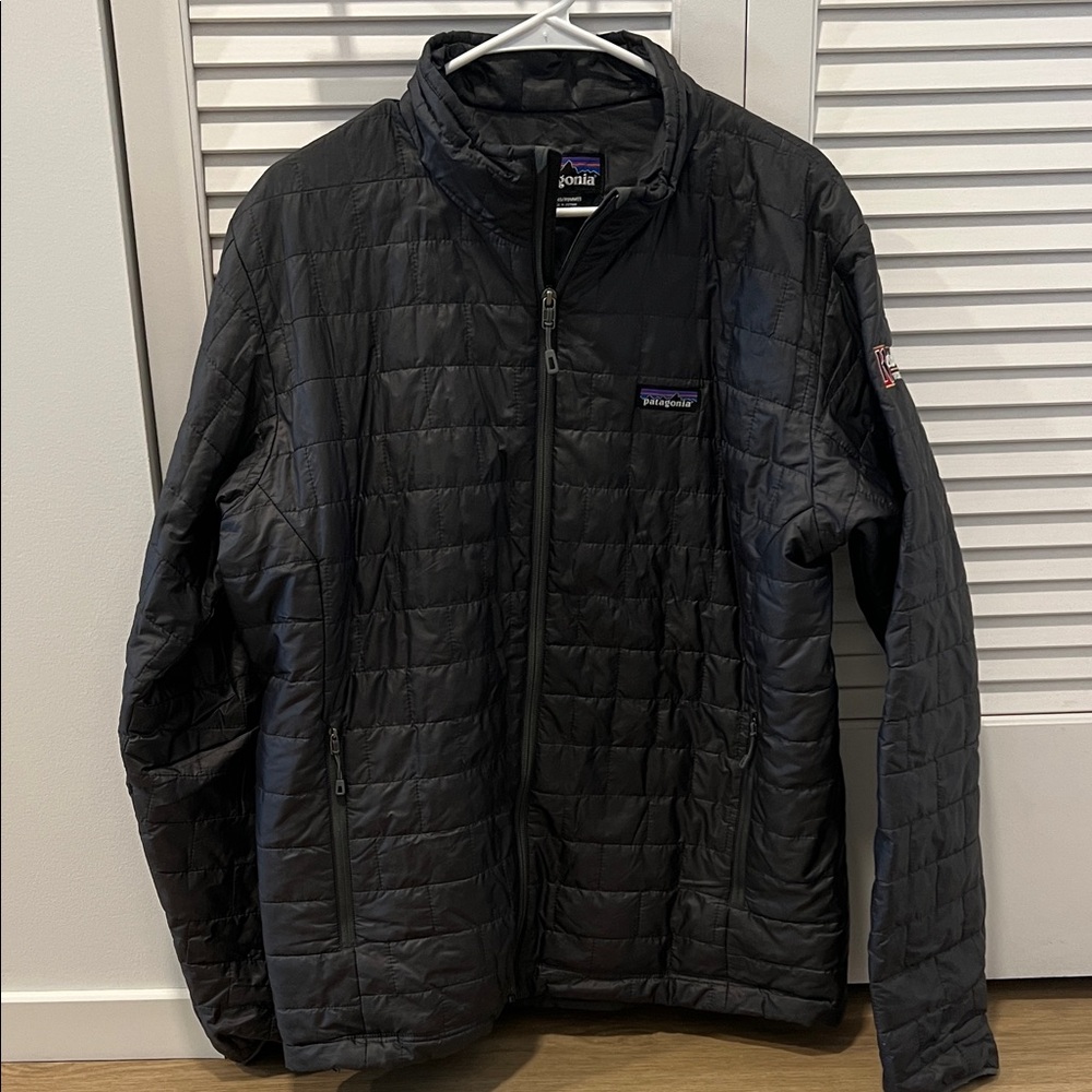 Patagonia Men's Dark Gray Puffer Jacket
